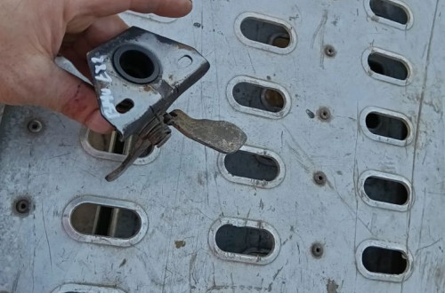 bmw e82 e81 e87 rygiel maski przod