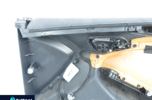 BOCZEK LEWY PRZEDNI FORD FOCUS III