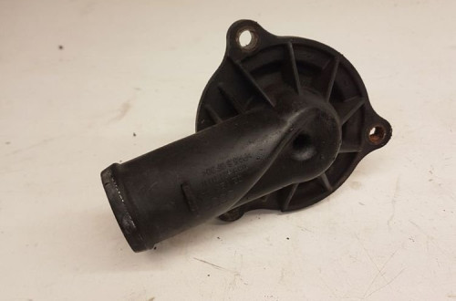 TERMOSTAT OBUDOWA AUDI A4 A5 Q5 3.0 TDI 059121111N