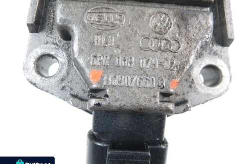 CZUJNIK OLEJU VW GOLF IV 1.4 16V 1J0907660B