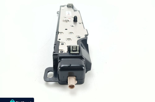 MODUŁ ANTENY WI-FI BLUETOOTH LEWY TESLA MODEL Y (2019-) 1585601-00-E