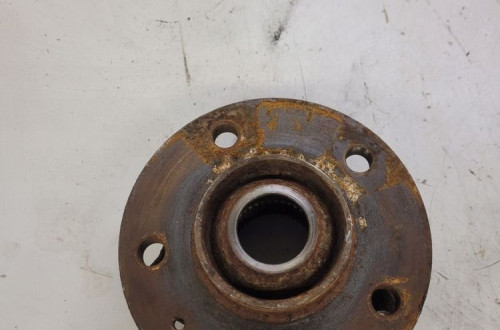 PIASTA ŁOŻYSKO PRZÓD AUDI A4 A5 A6 A7 8K0407615B