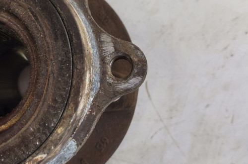 PIASTA ŁOŻYSKO PRZÓD AUDI A4 A5 A6 A7 8K0407615B