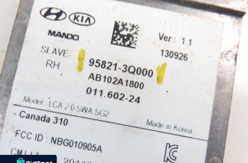 CZUJNIK HYUNDAI SONATA VI (YF) 958213Q000
