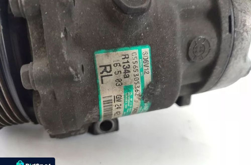 SPRĘŻARKA KLIMATYZACJI OPEL MERIVA A (03-05) 1.7 DTI 75KM 24421642 Y17DT