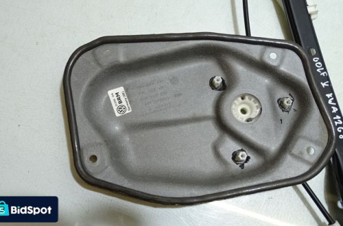 PODNOŚNIK SZYB PRAWY TYŁ VOLKSWAGEN GOLF V 1.6