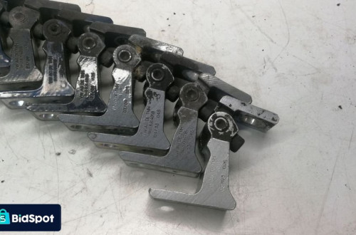 ZAWIAS DRZWI LEWY AUDI A4 B8 A5 8T Q5 8K0831401B
