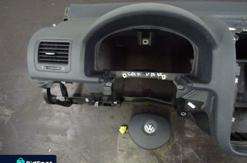 VW GOLF V HB 5D 03-09 1.4FSI DESKA ROZDZIELCZA KONSOLA KOKPIT