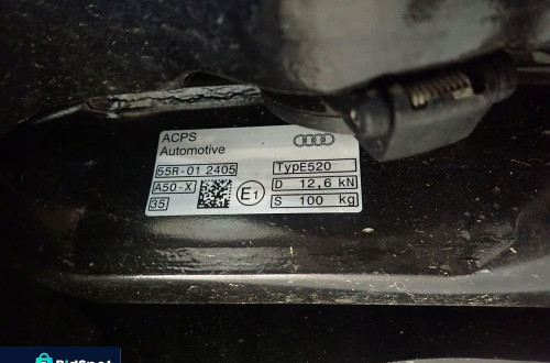 Hak AUDI Q5 II 2017- 80A