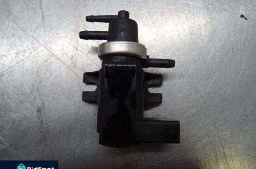 VW PASSAT B5 LIFT KOMBI 1.9 TDI ZAWÓR PODCIŚNIENIA TURBINY 1J0906627