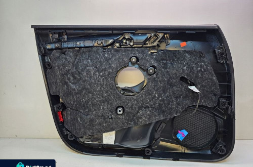 BOCZEK DRZWI PRAWY PRZÓD AUDI A3 8V SEDAN 8V5867106 EUROPA