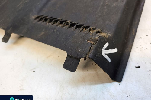 OSŁONA PŁYTA PODWOZIA LEWA AUDI A4 B8 8K0825201E