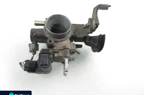 PRZEPUSTNICA TOYOTA YARIS I 1.0 VVT 8945252010