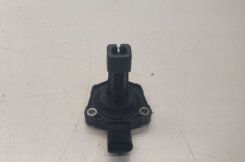 CZUJNIK POZIOMU OLEJU AUDI VW 03C907660G 2,0 TDI