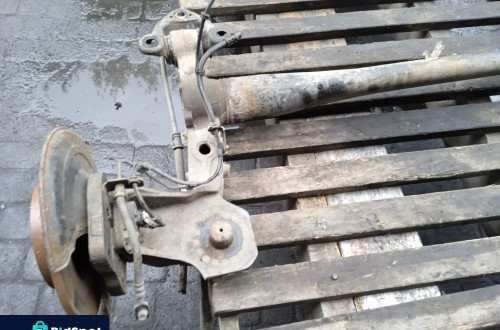 BELKA TYLNA ZAWIESZENIA OPEL MERIVA NA TARCZACH