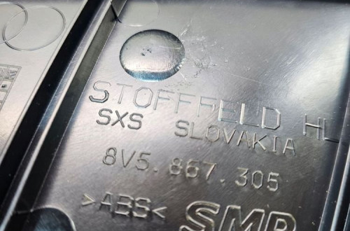 BOCZEK DRZWI LEWY TYŁ AUDI A3 8V SEDAN 8V5867305 EUROPA