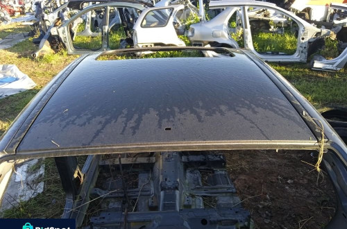 DACH FORD FOCUS MK3 SEDAN Z SZYBERDACHEM