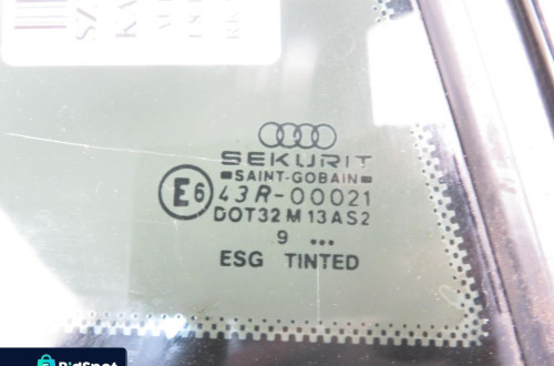 SZYBA KAROSERYJNA PRAWA TYLNA AUDI TT 8N