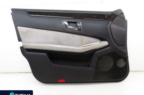 BOCZEK LEWY PRZEDNI MERCEDES W212 EUROPA