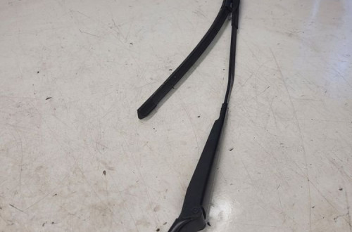 RAMIĘ WYCIERACZKI LEWE AUDI A6 C7 A7 4G1955407C