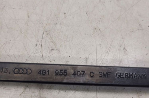 RAMIĘ WYCIERACZKI LEWE AUDI A6 C7 A7 4G1955407C