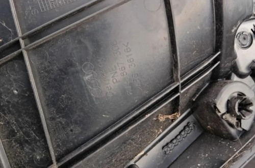 AUDI A3 8V TAPICERKA DRZWI PRAWY TYL 8v4867306