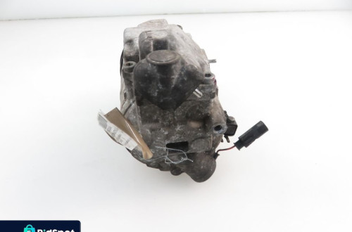 KOMPRESOR KLIMATYZACJI MERCEDES W168  4472208361