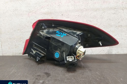 LAMPA TYŁ LEWA FORD FIESTA MK8 H1BB-13405-A