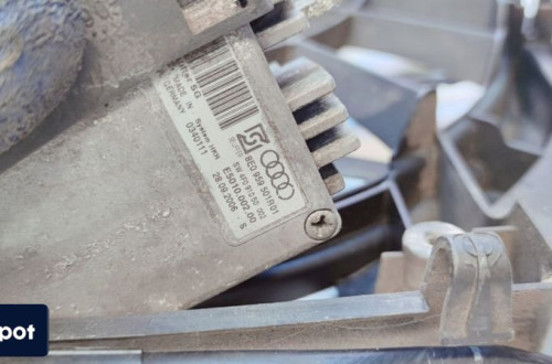 WENTYLATORY + OBUDOWA + MODUŁ AUDI A4 B7 8E0121205AB 8E0959501R