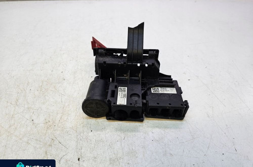 ROZDZIELACZ PRĄDU AUDI A4 B9 A5 8W 8W0941823 8W0941824AP