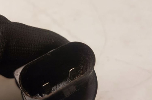 CZUJNIK POZIOMU PŁYNU SPRYSKIWACZY AUDI 7H0919376