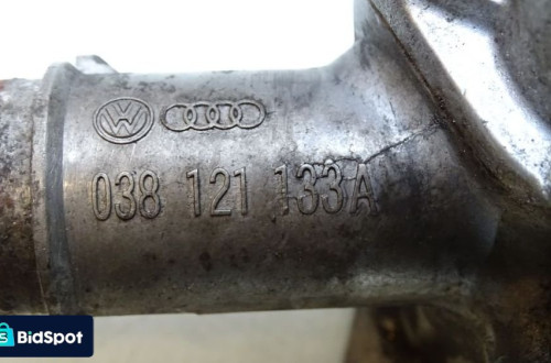 PODGRZEWACZ WODY VOLKSWAGEN PASSAT B5 1.9TDI 038121145