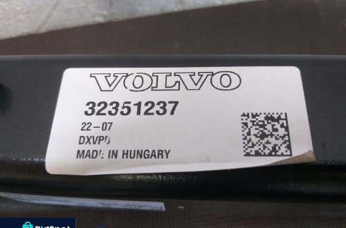 HAK HOLOWNICZY VOLVO XC40 17- 32351237