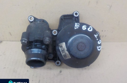BMW E60 2.0D POMPA WODY 779764004