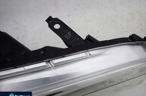 TOYOTA HILUX VIII 15- LAMPA PRAWA PRZÓD