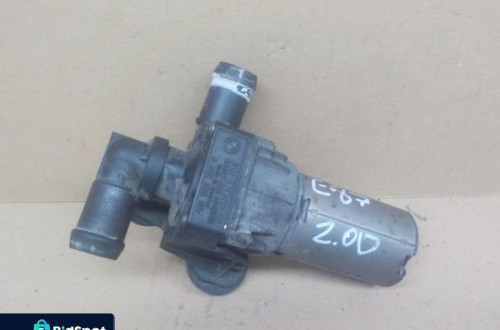 BMW E81 E87 POMPA OBIEGU WODY 6928246