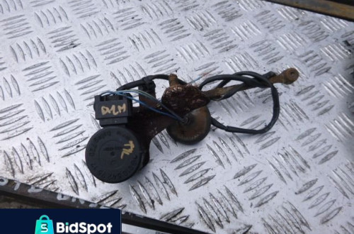 MERCEDES W210 CZUJNIK POZIOMU XENON TYL 0105427517
