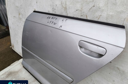 DRZWI LEWY TYŁ AUDI A3 8P SPORTBACK 5-DRZWI LY7W