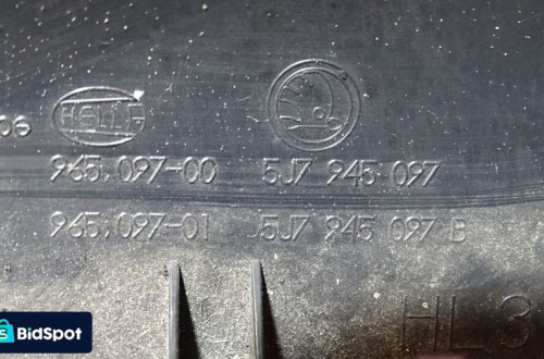 ŚWIATŁO STOPU SKODA ROOMSTER96509700