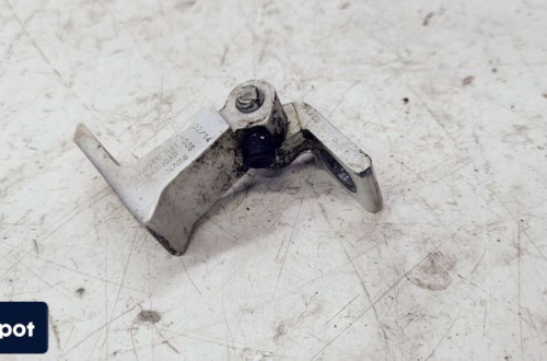 ZAWIAS DRZWI PRAWY AUDI A1 8X Q3 8U 8X0831404B