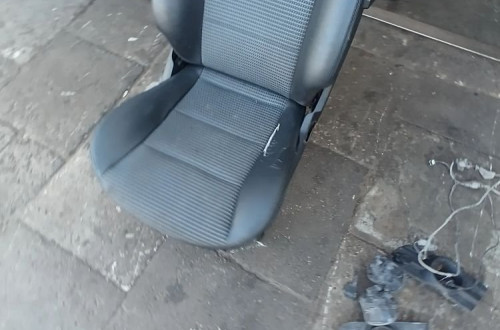 mercedes w169 a-klasa fotel siedzenie przod prawy pasazera europa skora
