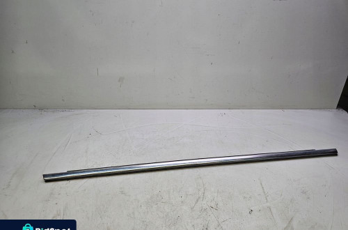 LISTWA CHROM DRZWI LEWY TYŁ AUDI A6 C6 4F0853763A