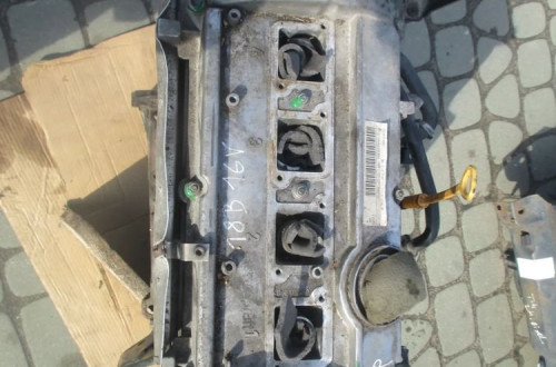 silnik Audi A4 Passat B5 1.8 ADR