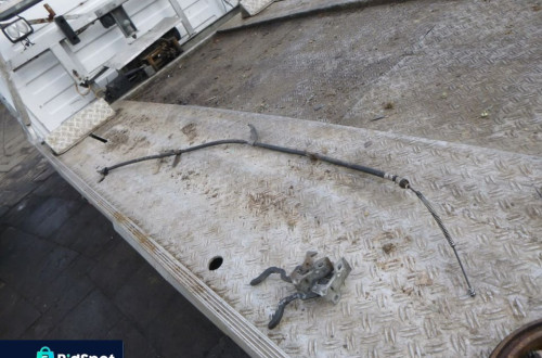 TOYOTA YARIS II LINKA HAMULCA RECZNEGO LEWA TYL