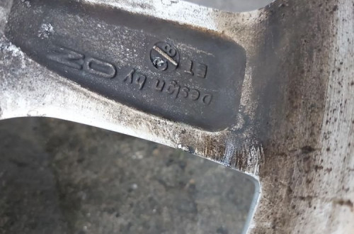 VW PASSAT B6 FELGI ALUMINIOWE R16 6.5J ET38 5X112 PROSTE !