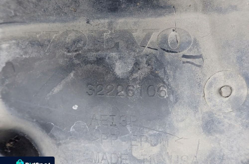 VOLVO V60 II 2 S60 III 3 18- NADKOLE PRZÓD PRZEDNIE LEWE