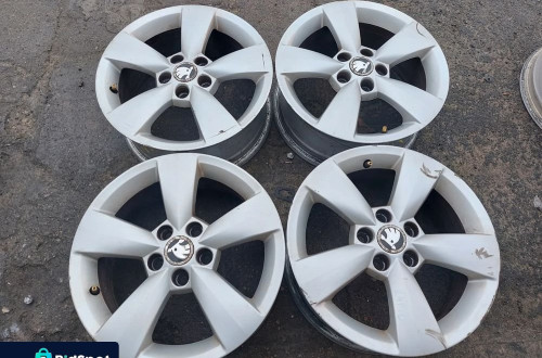 SKODA RAPID FELGI ALUMINIOWE R15 6J ET38 5X100 ORYGINAŁ PROSTE!