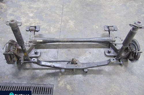 BELKA ZAWIESZENIA TYŁ OPEL ZAFIRA C (2012-2019)