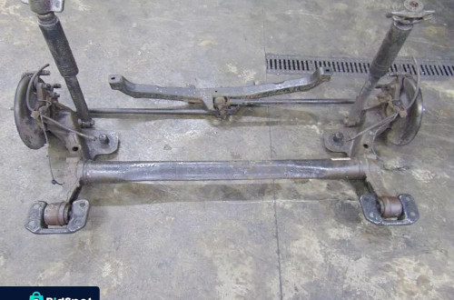 BELKA ZAWIESZENIA TYŁ OPEL ZAFIRA C (2012-2019)