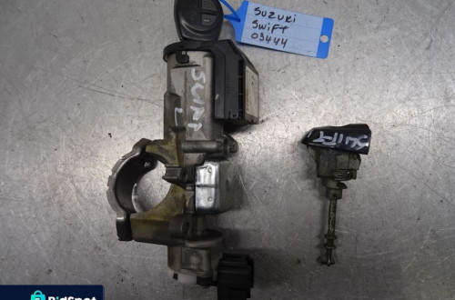 SUZUKI SWIFT V MK7 10-12 3D 1.2B STACYJKA WKŁADKA